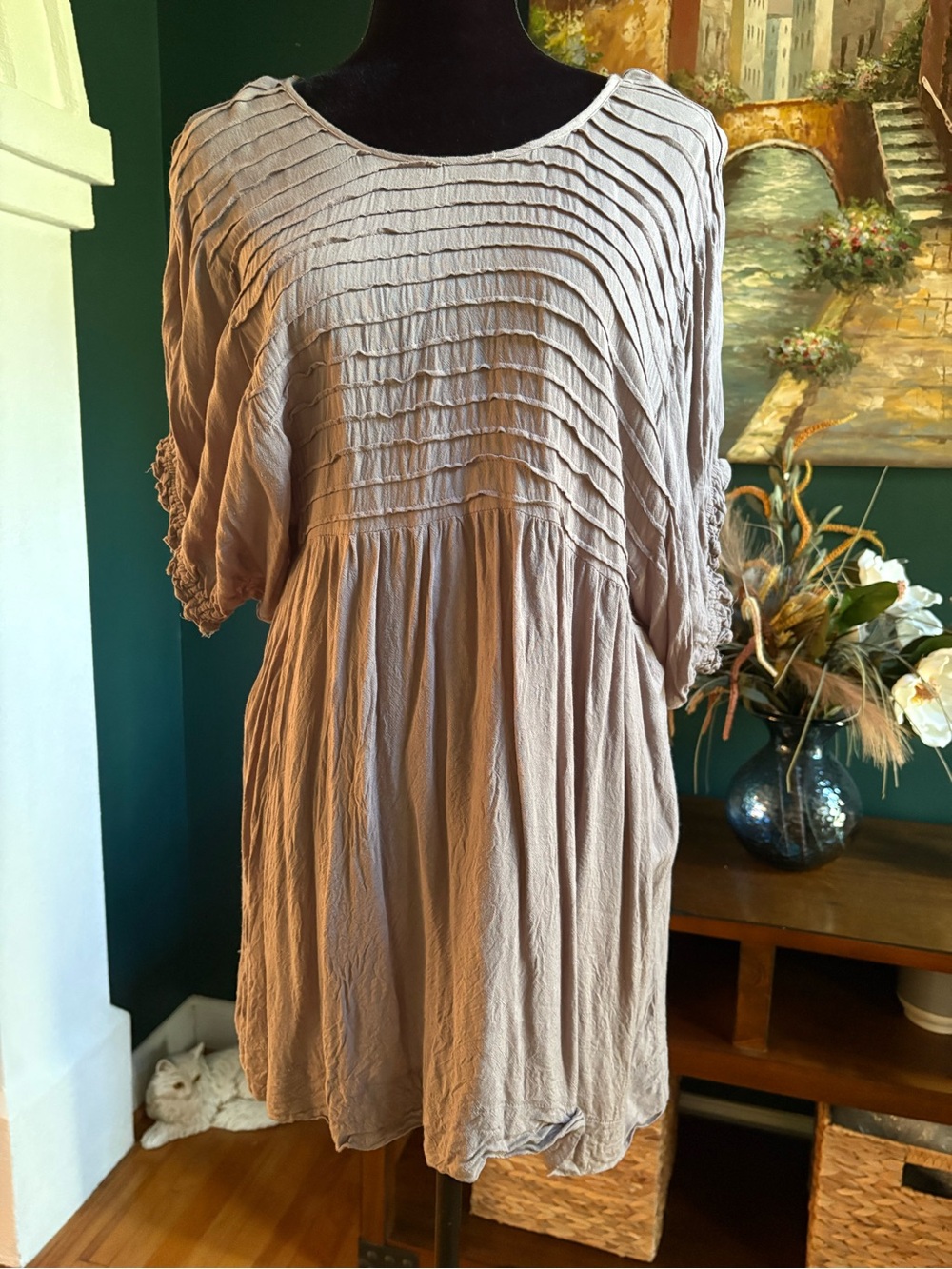 Mustard Seed Taupe Pintuck Tunic Top